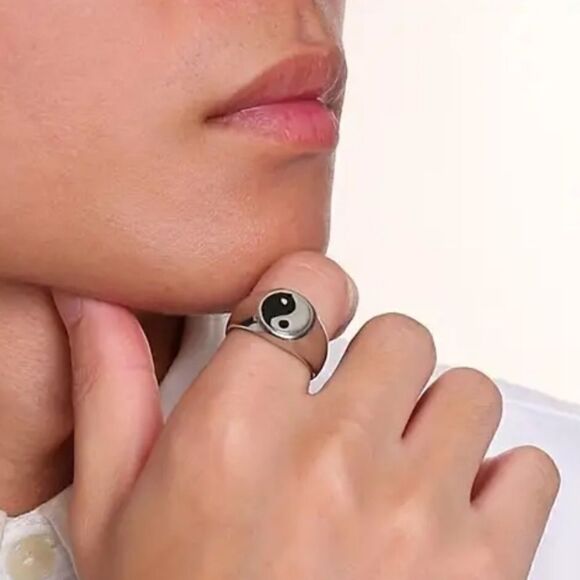 Retro Style Harmony Symbol Alloy Fashion Accessories Ring - Picture 10 of 10